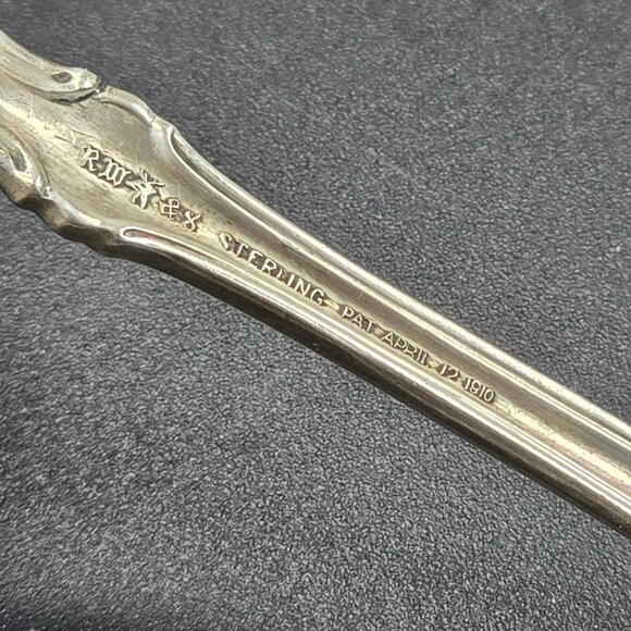 Vintage Wallace Sterling Silver Round Bowl Soup Spoon + Pickle Olive Fork CT36F - Picture 7 of 10